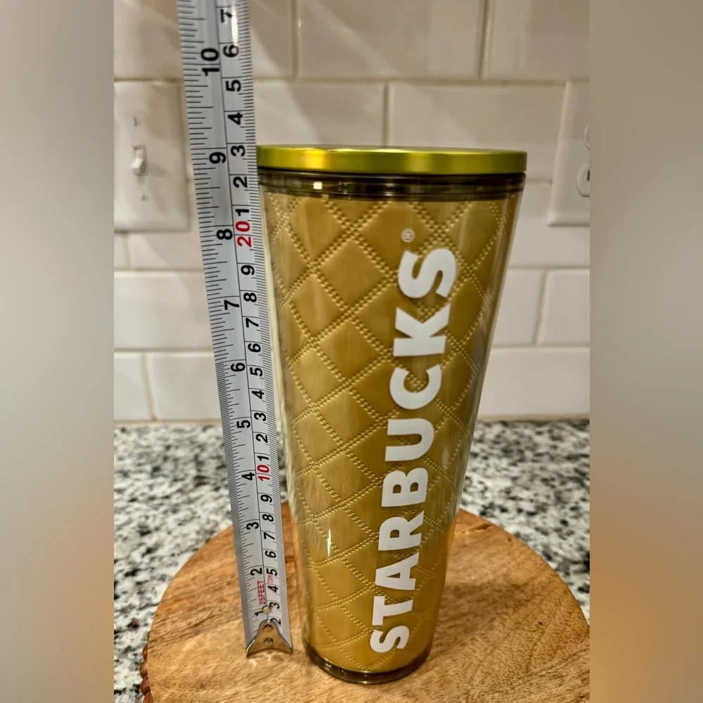 Starbucks Gold Diamond Pattern 2024 Holiday Tumbler‎